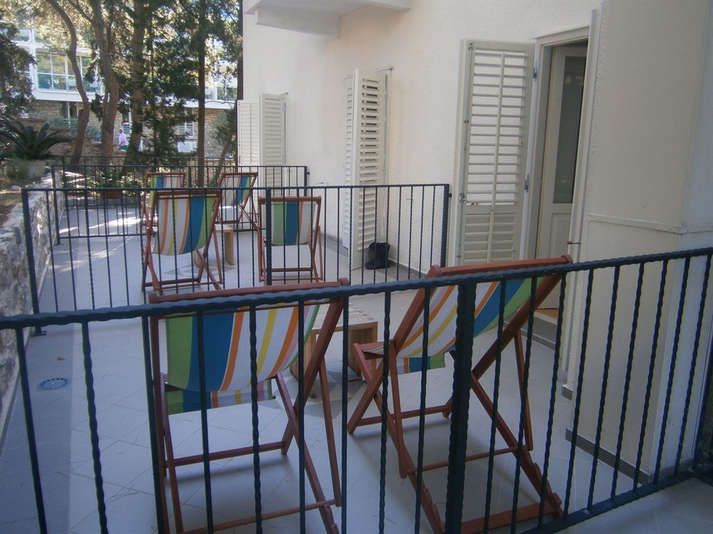Hotel Moeesy, Blue & Green Oasis Hvar Town Exteriér fotografie